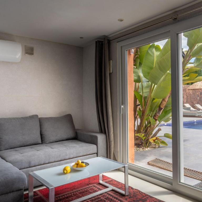 Villa Fernanda by Abahana Villas - Villa - 17