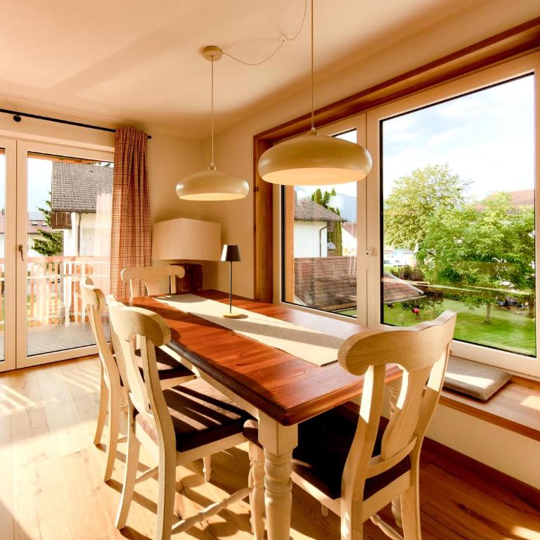 VILLAWILLI - Gemütliche Ferienwohnungen - Apartment mit 2 Schlafzimmern und Balkon - 5