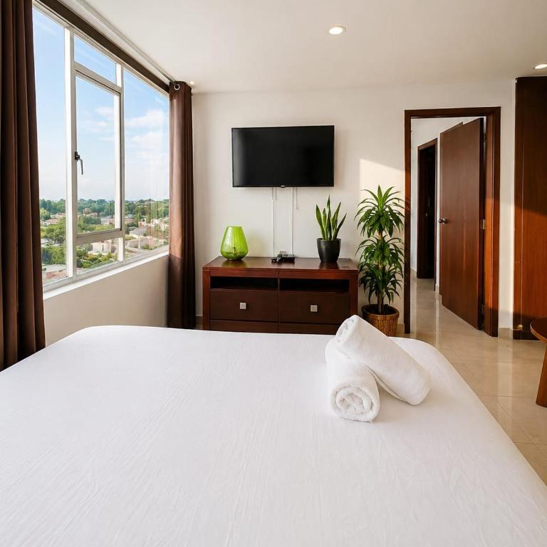 Gran Propiedad en Samborondon Guayaquil - Apartamento de 2 dormitorios - 1