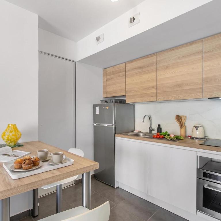 Le Plaza Antibes - Happy Rentals - Appartement avec Balcon - 11