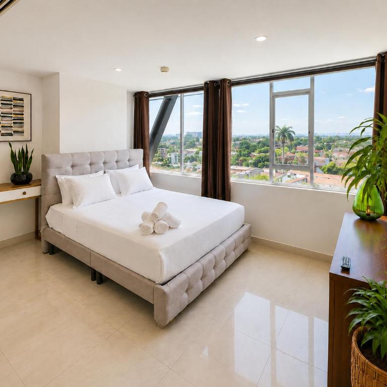 Gran Propiedad en Samborondon Guayaquil - Apartamento de 2 dormitorios - 2