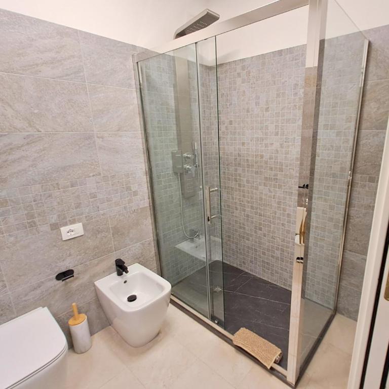 Luxury Jacuzzi Escape Poetto - by Domorent - Appartamento con 1 Camera da Letto e Vasca Idromassaggio - 13