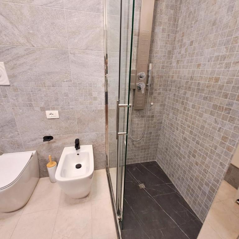 Luxury Jacuzzi Escape Poetto - by Domorent - Appartamento con 1 Camera da Letto e Vasca Idromassaggio - 21