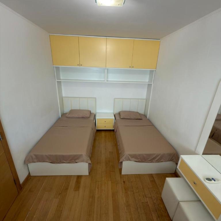 Urban two bedroom apartment - Apartman sa 2 Spavaće Sobe - 11