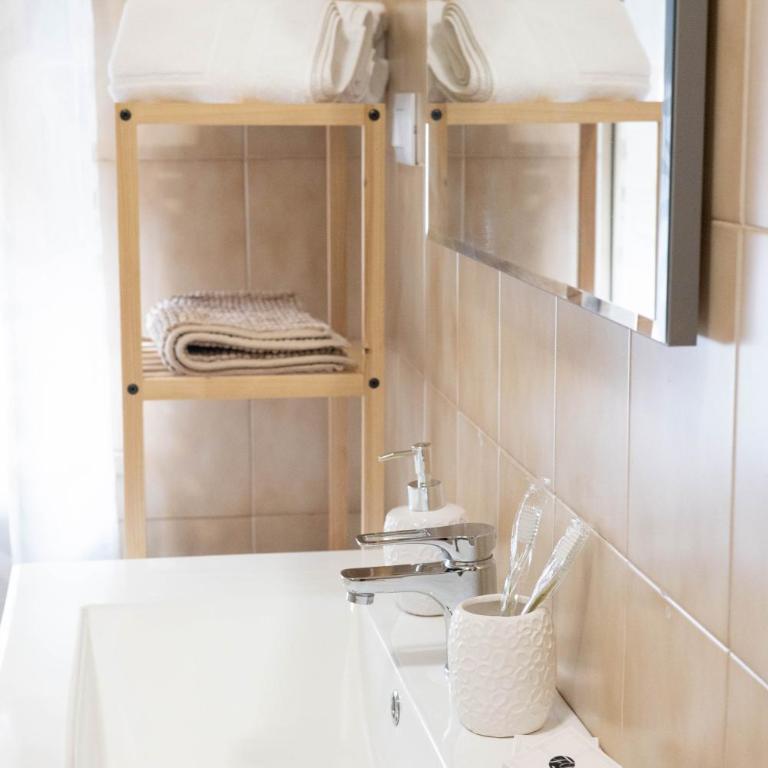 House Santa Rita - One-Bedroom Apartment - 4