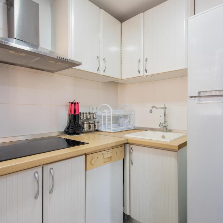 Ideal Para Feria Malaga Piso - Apartamento con ducha - 4
