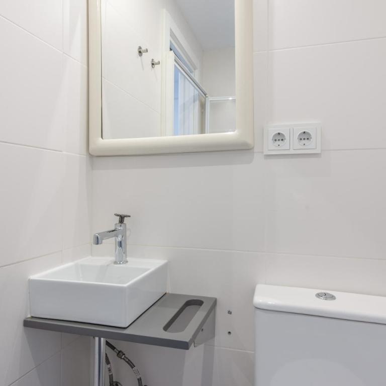 Ideal Para Feria Malaga Piso - Apartamento con ducha - 12
