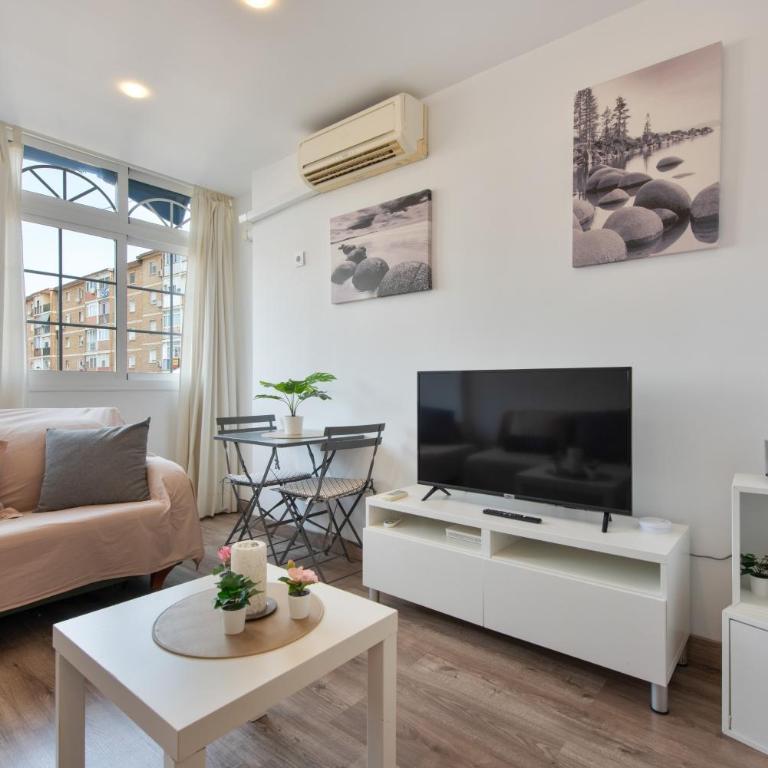 Ideal Para Feria Malaga Piso - Apartamento con ducha - 2