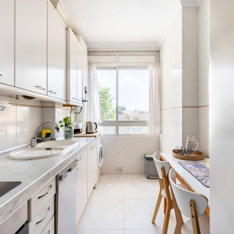 Apartamento con vistas al mar a 1 min. de la playa - Two-Bedroom Apartment - 7