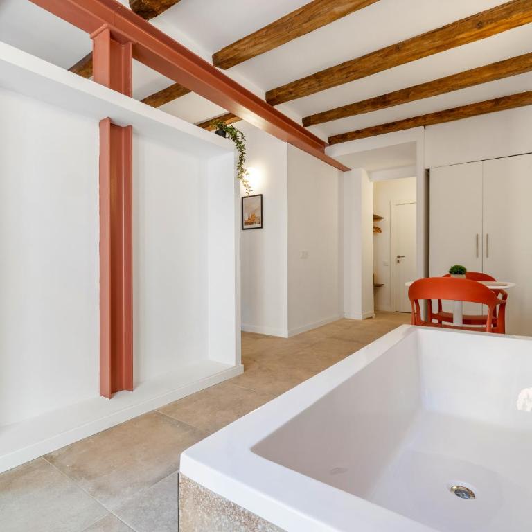 Port Apartsuite Bath Experience - Estudio con 1 cama grande - 6