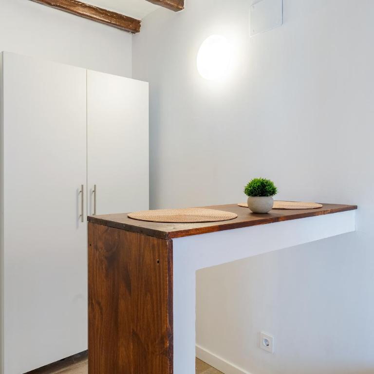 Port Apartsuite Bath Experience - Estudio con 1 cama grande - 9