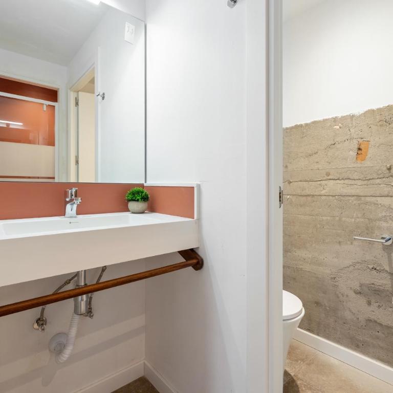 Port Apartsuite Bath Experience - Estudio con 1 cama grande - 4