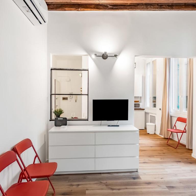 Old Town Living in historic center & A/C - Happy Rentals - Apartment mit 1 Schlafzimmer - 16