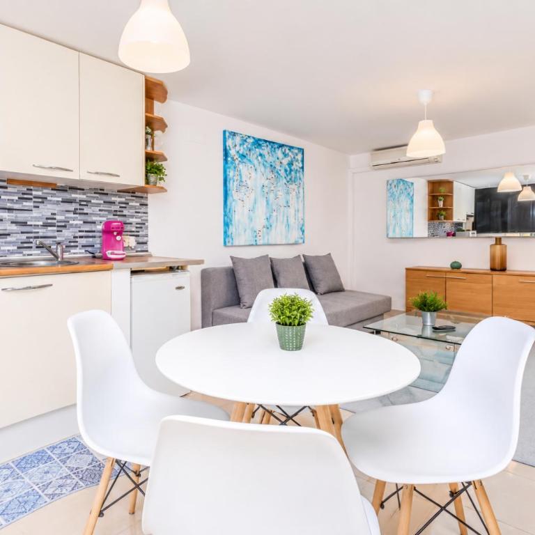 Pleno CENTRO, JARDIN al lado de la PLAYA, WIFI, barbacoa, CLIMA - Haus mit 1 Schlafzimmer - 9