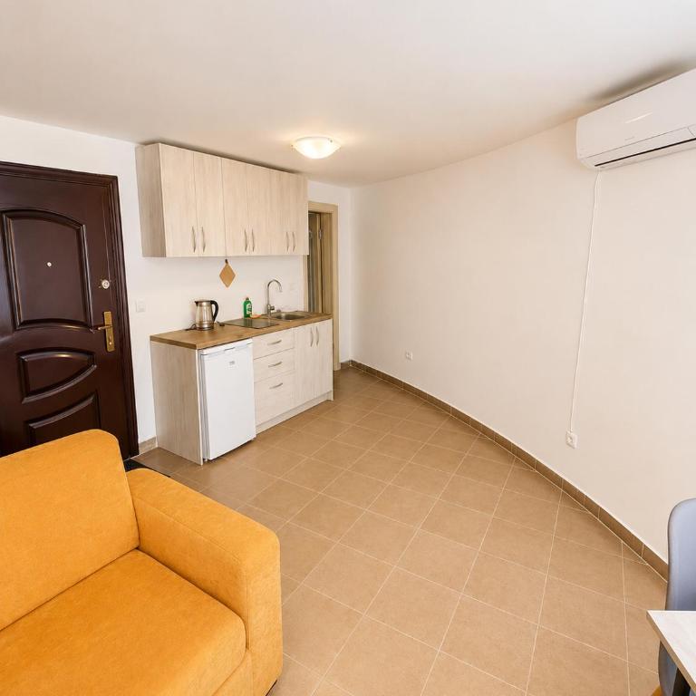 Urban Garage Apartment - Apartman sa 1 Spavaćom Sobom - 3