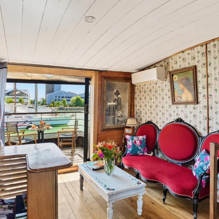 Superbe Péniche En Centre Ville - Appartement avec Balcon - 21