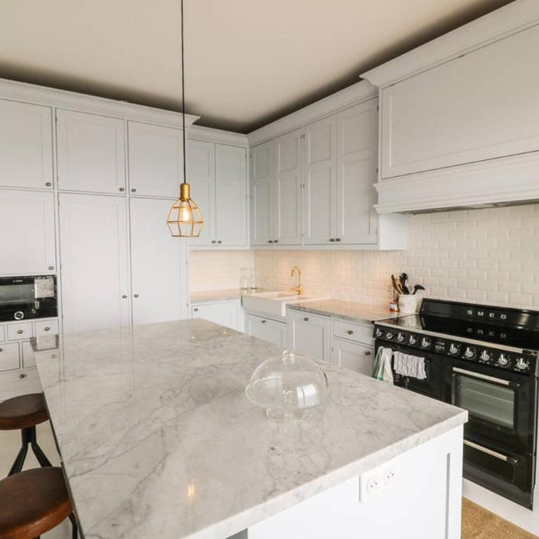 Penthouse apartment with roof terrace by the beach - Appartement - 6