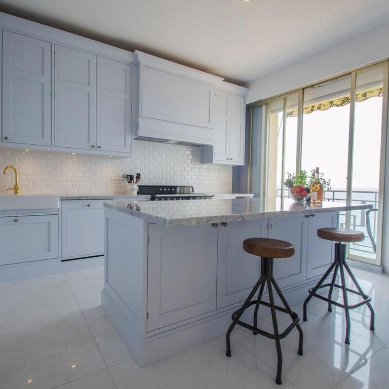 Penthouse apartment with roof terrace by the beach - Appartement - 4