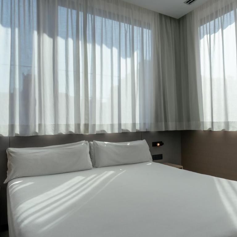 Negresco Princess 4* Sup - Habitación Doble Superior con terraza y bañera de hidromasaje - 2