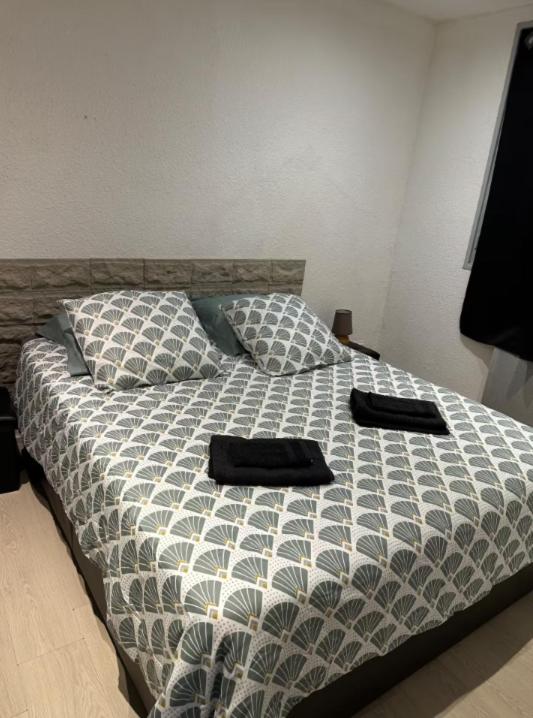 15 minutes à pied de la cité - Appartement 2 Chambres - 13