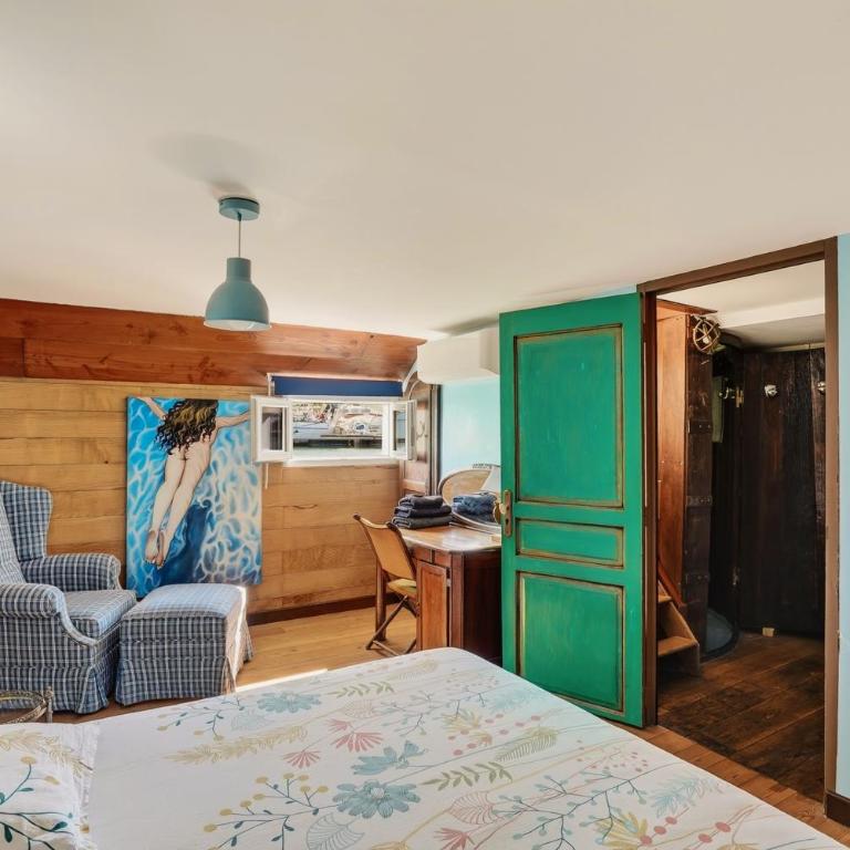 Superbe Péniche En Centre Ville - Appartement - 14