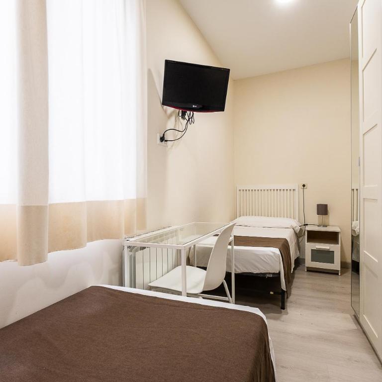 Hostal El Pilar - Doppel- oder Zweibettzimmer - 30