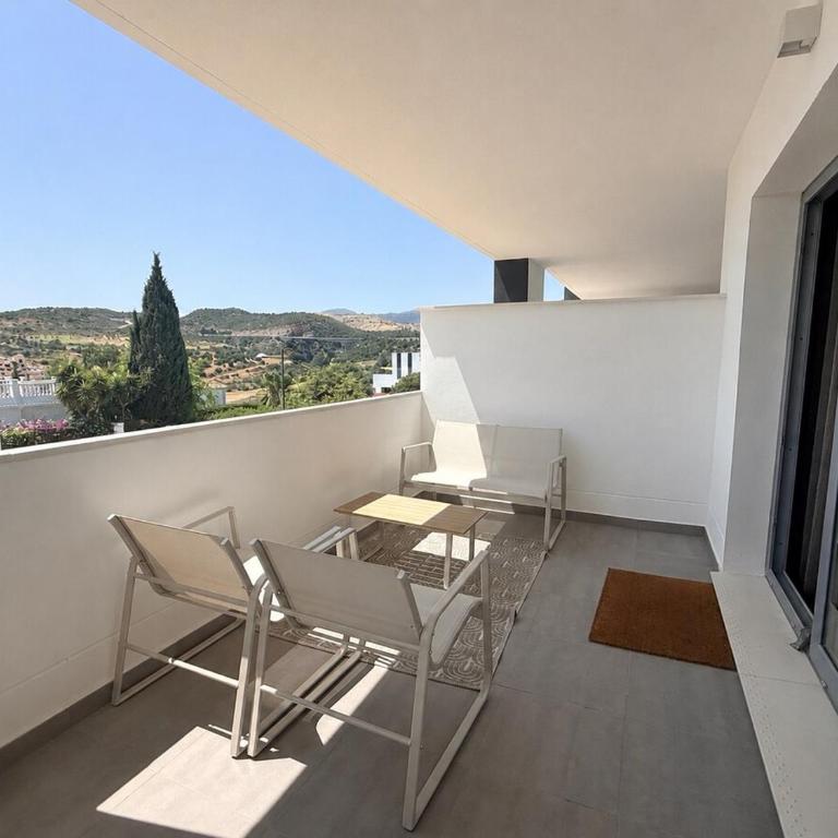 Modern apartment in Valle Romano with pool - Two-Bedroom Apartment - 20