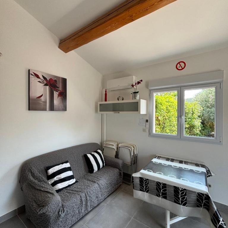 Location paisible entre mer et collines - Bormes Les Mimosas - Appartamento con 2 Camere da Letto - 23