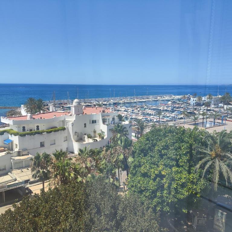 D-Apartamento con vistas panorámicas al Mediterráneo -Paseo Marítimo Marbella - Apartamento con vistas al mar - 17