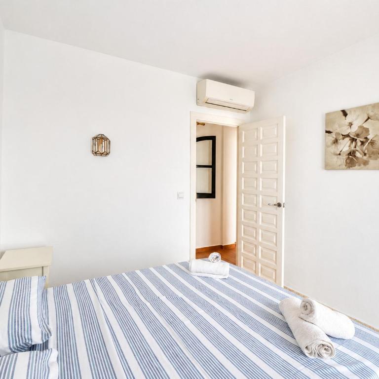 Apartment Mandarinos San Juan de Capistrano Nerja - Apartment with City View - 18
