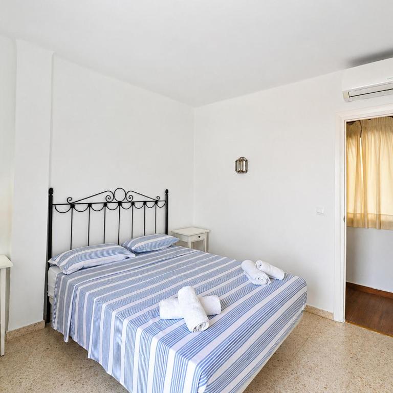 Apartment Mandarinos San Juan de Capistrano Nerja - Apartment with City View - 14