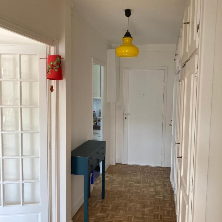 Bed and Breakfast at Place d'Italie - metro lines 5, 6, and 7 - Familienzimmer mit Balkon - 11