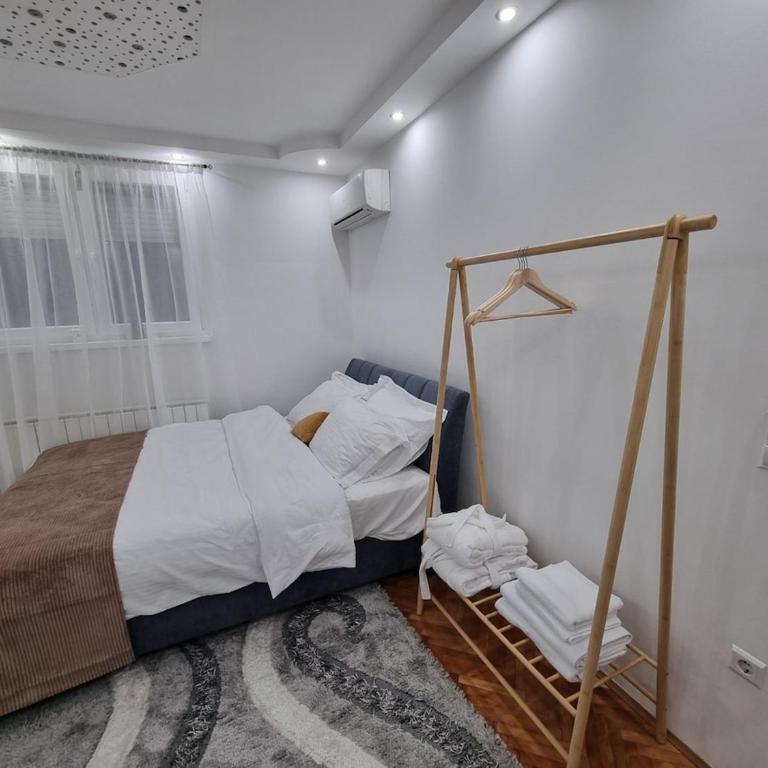 Skyline Retreat Sarajevo Modern View Apartment - Two-Bedroom Apartment - 5
