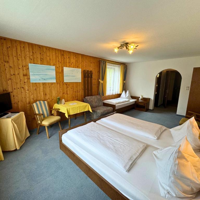 Sporthotel Flachauwinkl - Dreibettzimmer - 2