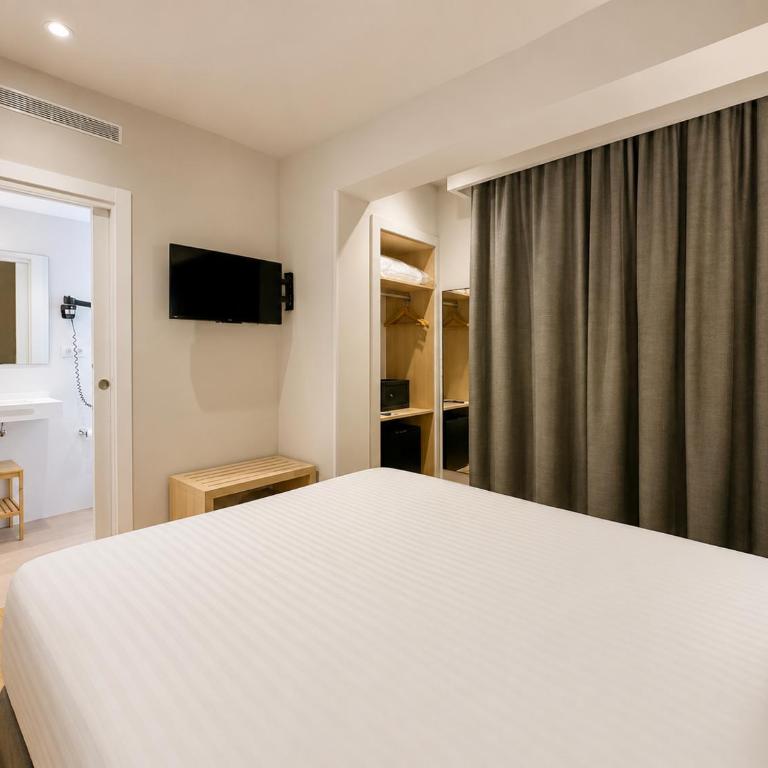 Hotel Lauria - Habitación Doble - 1 o 2 camas - 7