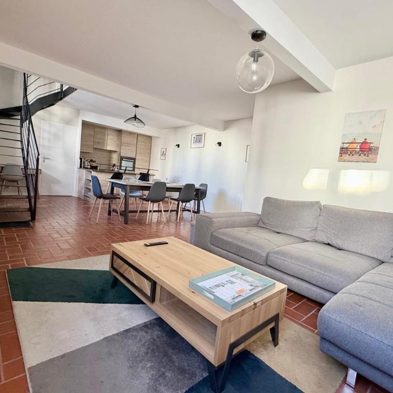 Bright triplex in the heart of La Rochelle - Appartement - 20