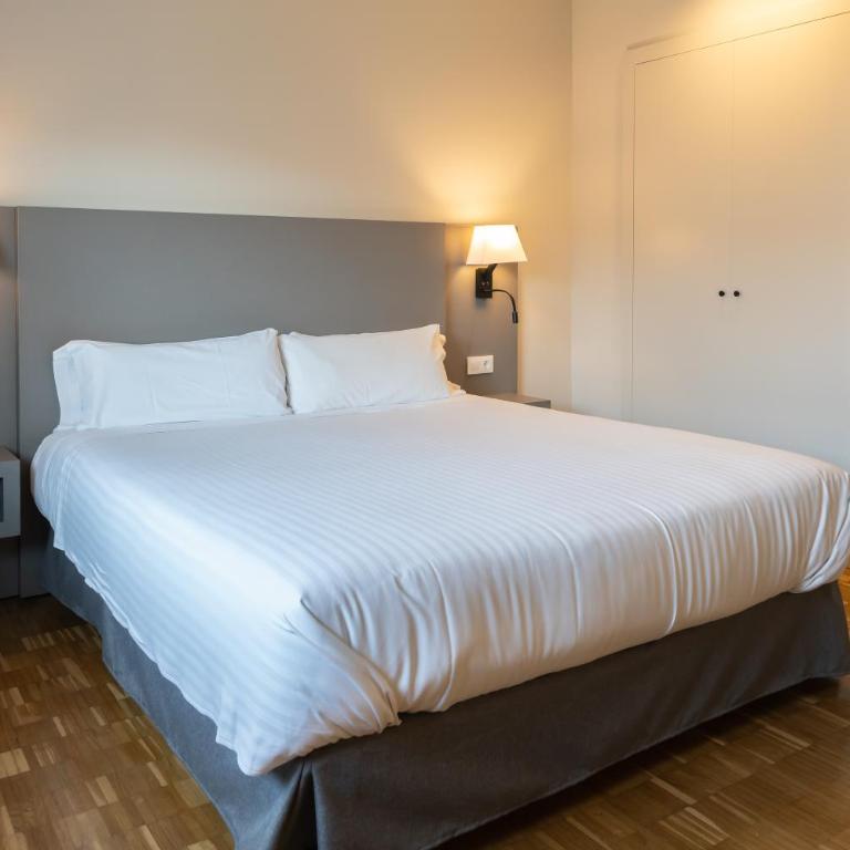 Hotel Lauria - Habitación Doble con balcón - 1 o 2 camas - 20