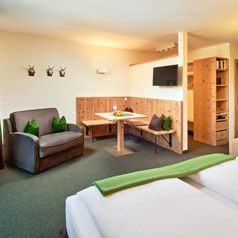 HOTEL Der Waldhof - Unique - A hidden gem - nature - organic - Eco - Doppelzimmer - 2