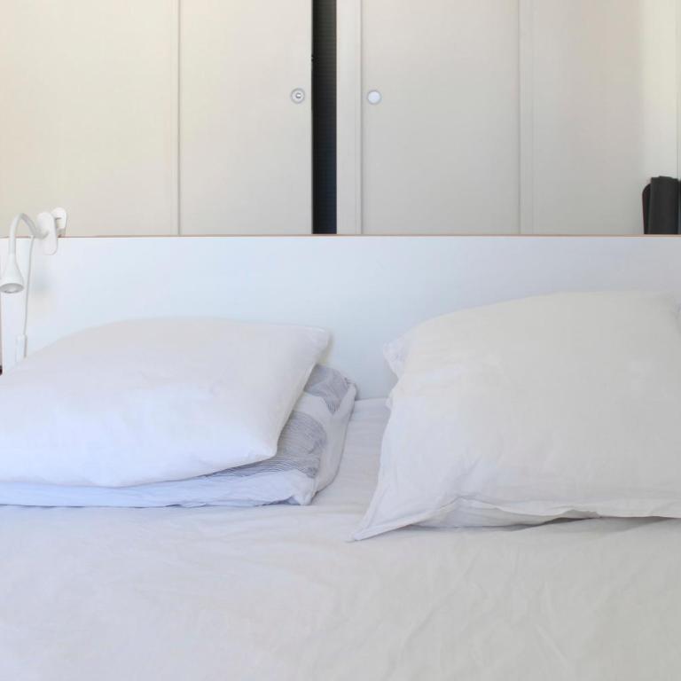 Spacious cocoon with a terrace view on the canal - Apartment - 21