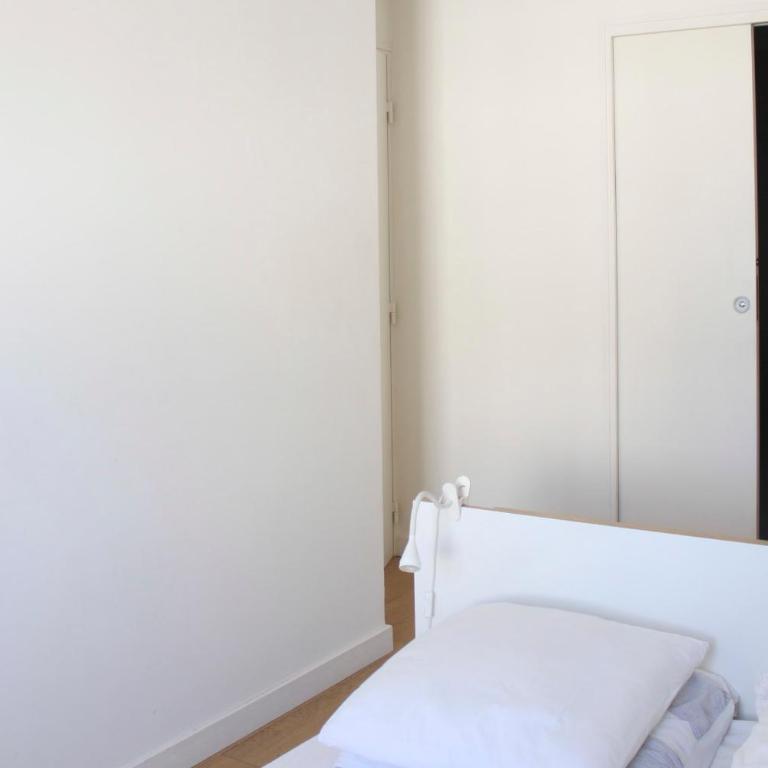 Spacious cocoon with a terrace view on the canal - Apartment - 22