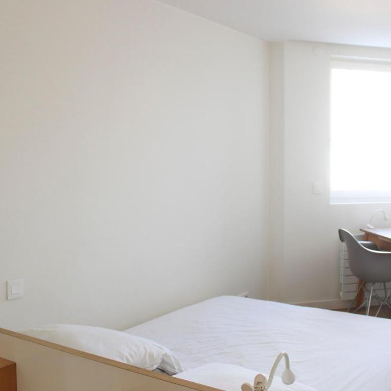 Spacious cocoon with a terrace view on the canal - Apartment - 28