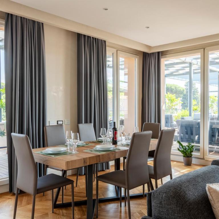 Roma Luxury Apartment - Familienapartment mit 2 Schlafzimmern und Aussicht - 40