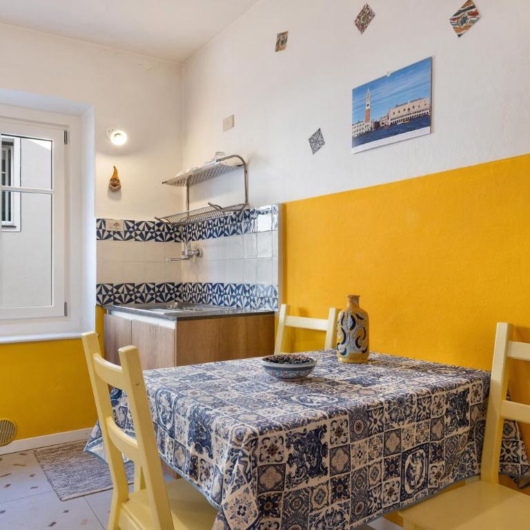 Avisio Art - Apartamento Deluxe de 2 dormitorios con vistas al jardín - 7