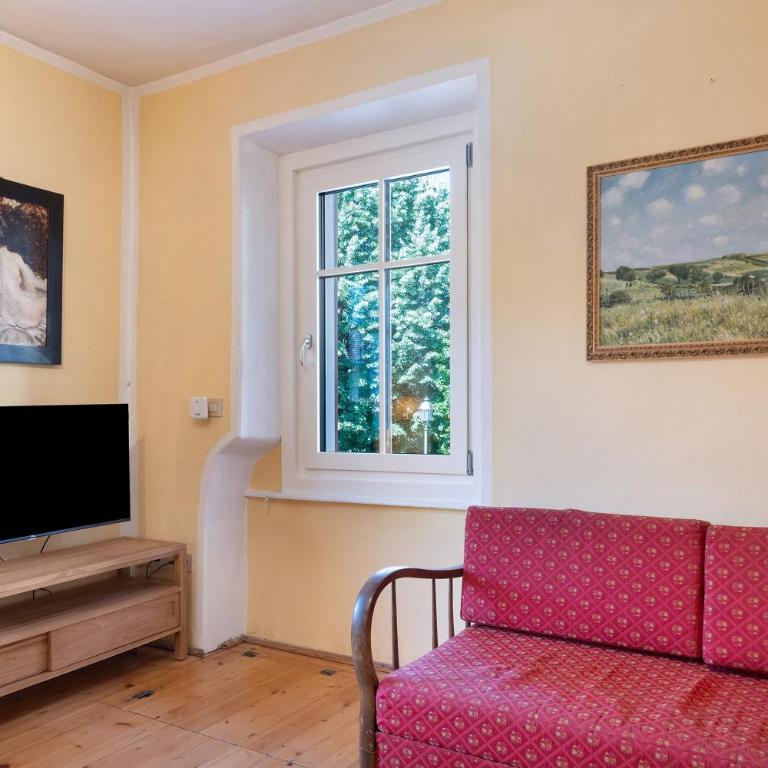 Avisio Art - Apartamento Deluxe de 2 dormitorios con vistas al jardín - 2