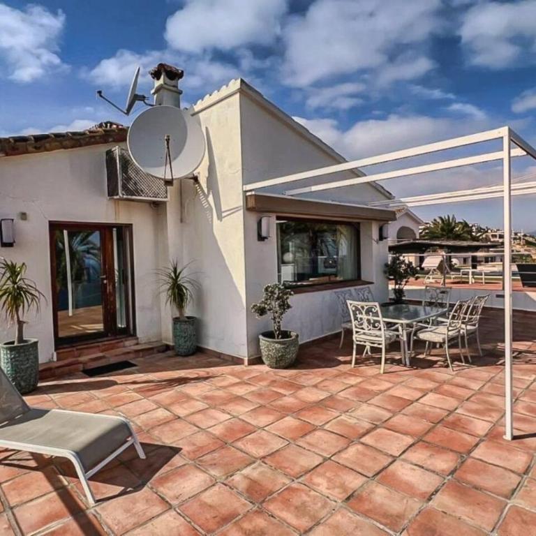 CASA ANDREA Villa para grupos con piscina y vistas al mar - Villa - 21