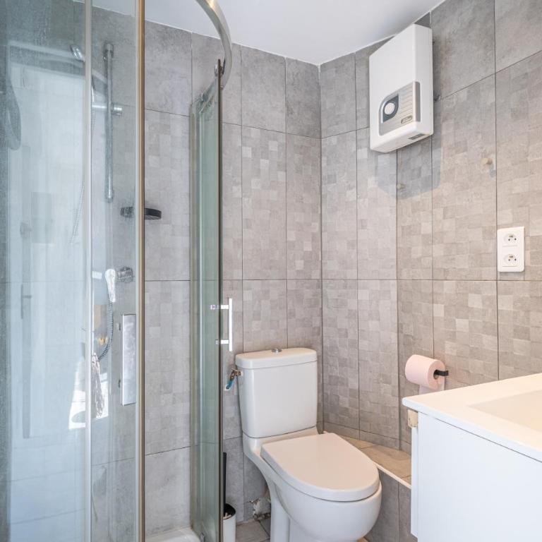 Petit Manet - Wifi - Les pieds dans l eau - Plage - Appartement 1 Chambre - 9