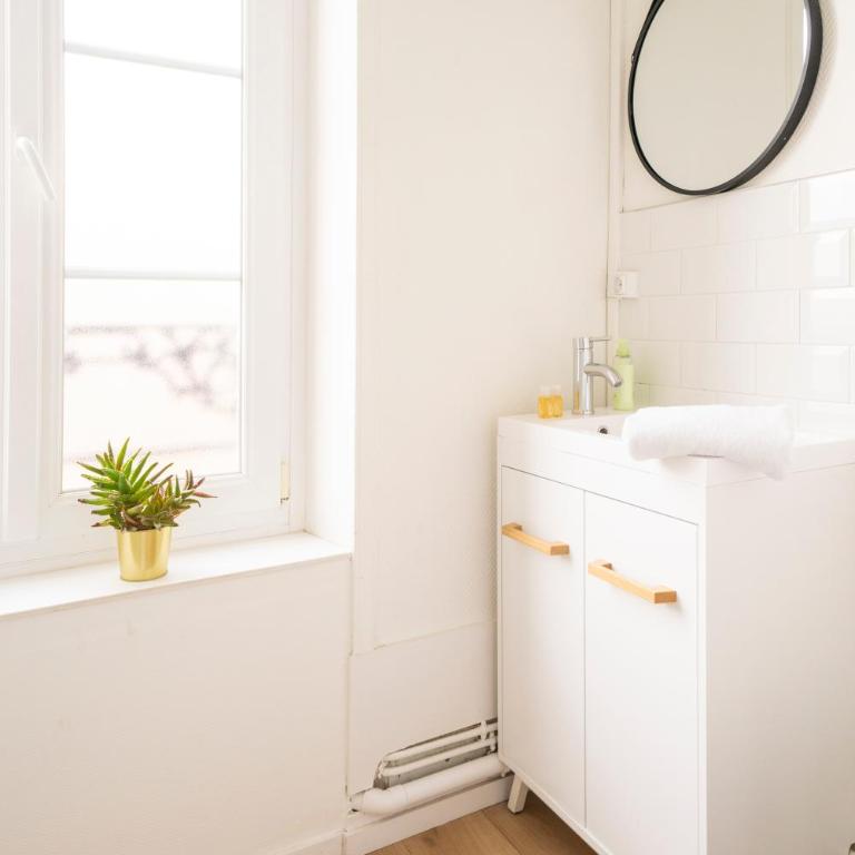 Hyper-centre Caen - appartement moderne & calme - Two-Bedroom Apartment - 10