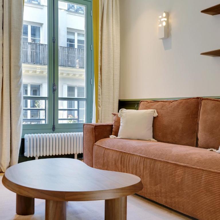 Pick A Flat's Apartment in Canal Saint Martin - Rue de Lancry - Appartement 3 Chambres - 2
