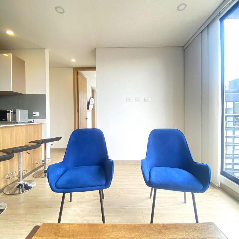 Edificio Benyalt - Family Two-Bedroom Apartment with View - 10
