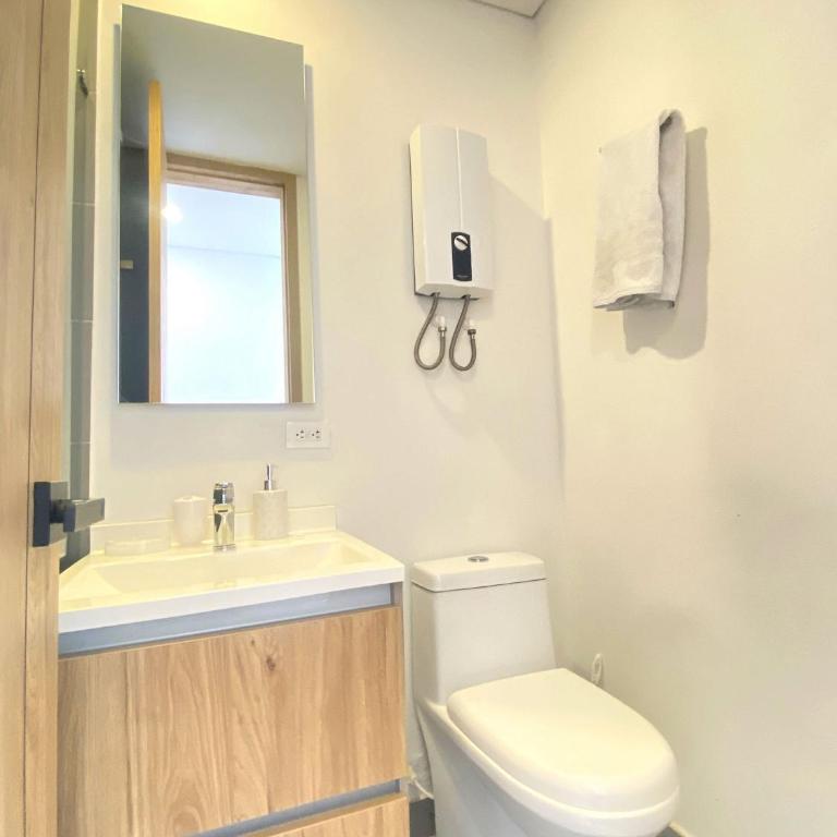 Edificio Benyalt - Family Two-Bedroom Apartment with View - 14